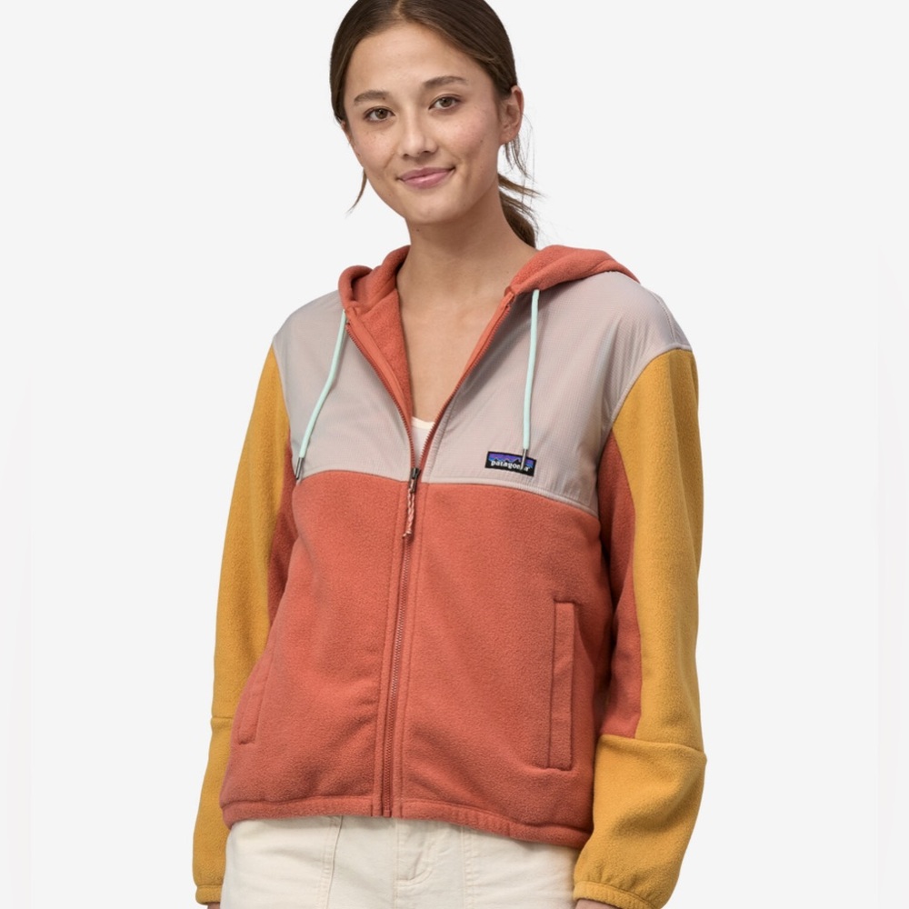NWOT Patagonia Microdini Fleece Hoody - size small, colour is Sienna Clay